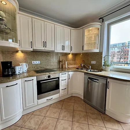 Sunny House Of Aries - Quiet & Central, Free Parking דירה *