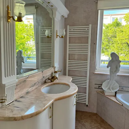 Sunny House Of Aries - Quiet & Central, Free Parking *