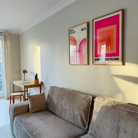 Sunny House Of Aries - Quiet & Central, Free Parking 아파트 소포트