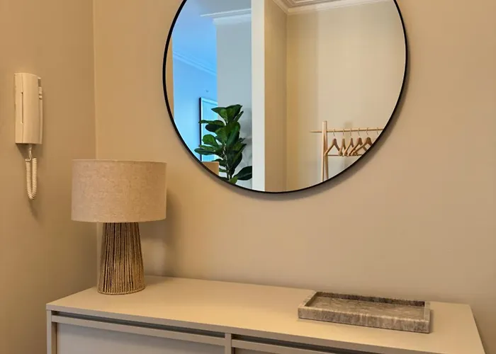 Appartamento Sunny House Of Aries - Quiet & Central, Free Parking *