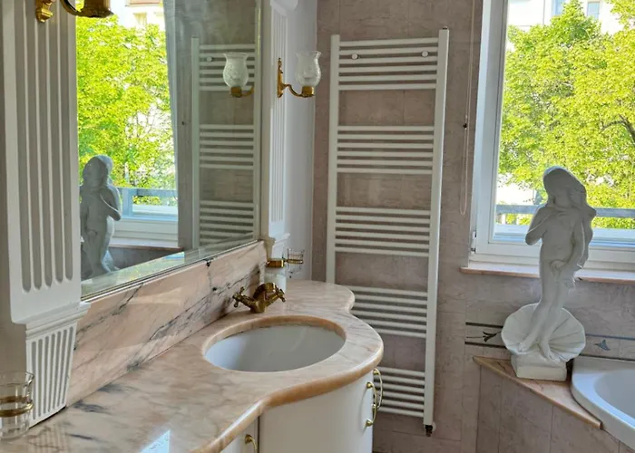 Sunny House Of Aries - Quiet & Central, Free Parking *