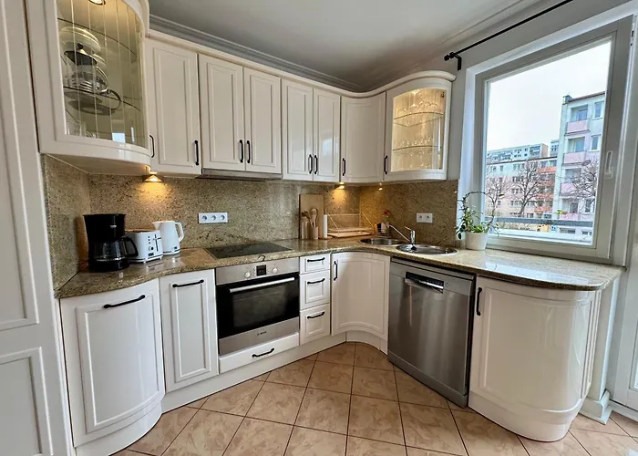 Sunny House Of Aries - Quiet & Central, Free Parking Appartamento *